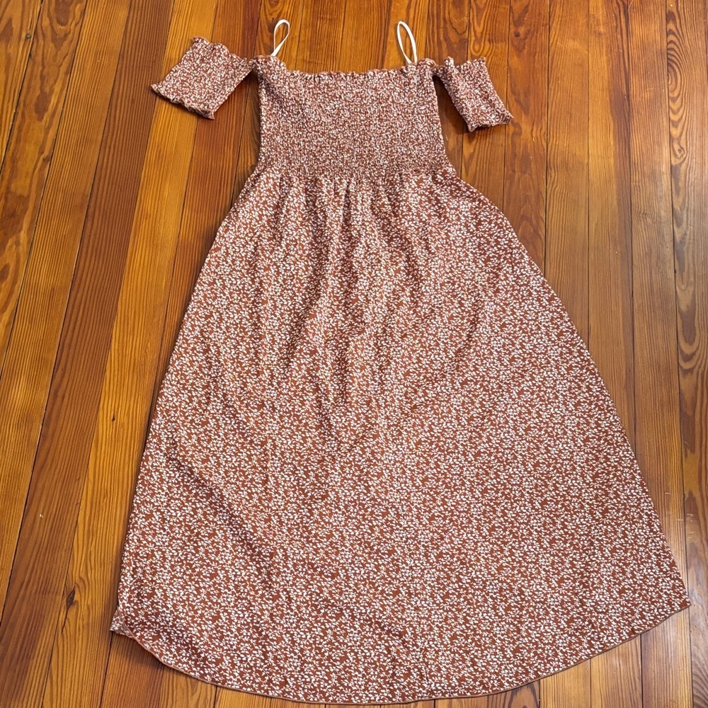 Floral Off-Shoulder Maxi Dress - Picture 7 of 7